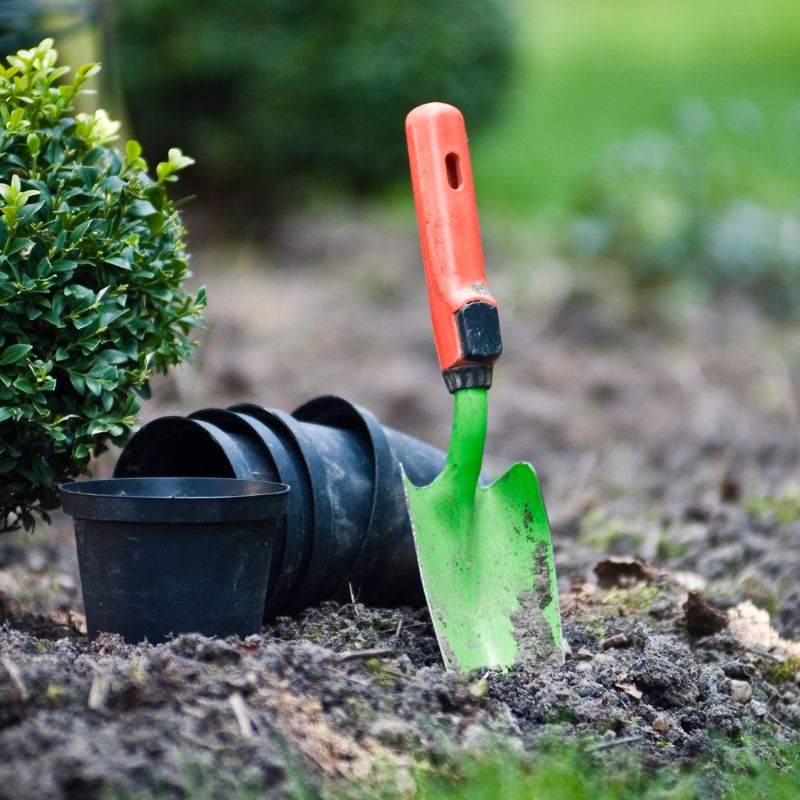 What are small garden tools called?
